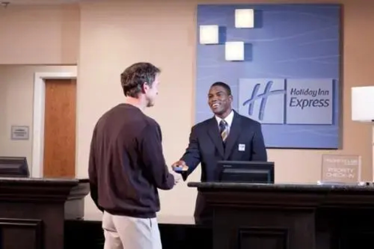 Holiday Inn Express Clinton Oklahoma