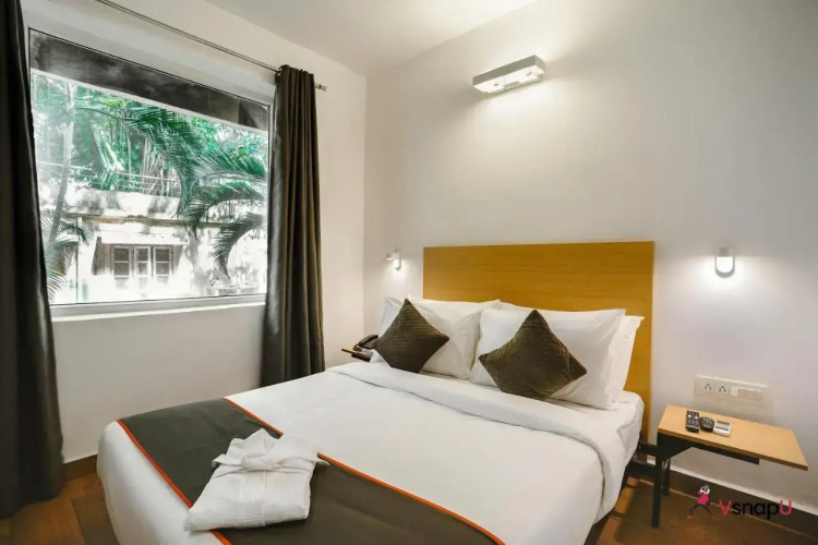 Oyo Premium Candolim Beach