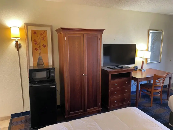 Millennium inn