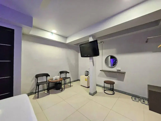 Hollywood Dannok Hotel