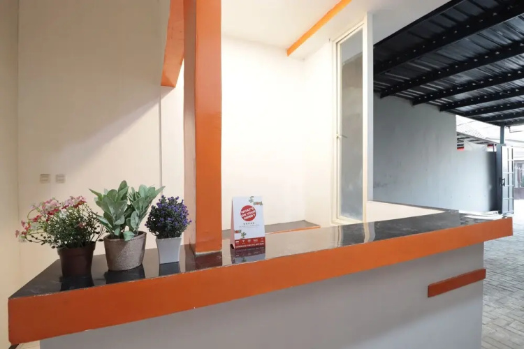 OYO 1040 Ace Hotel