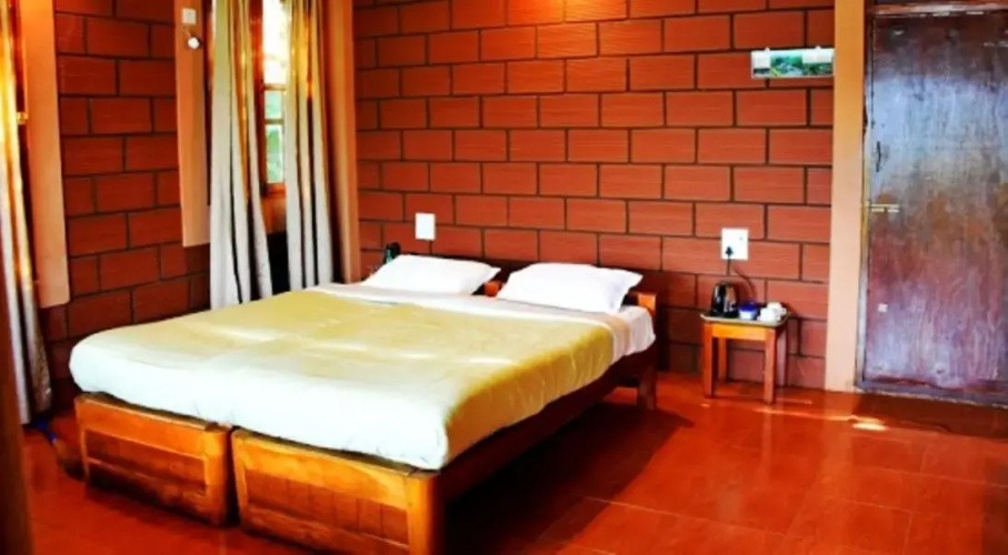 River Tern Lodge