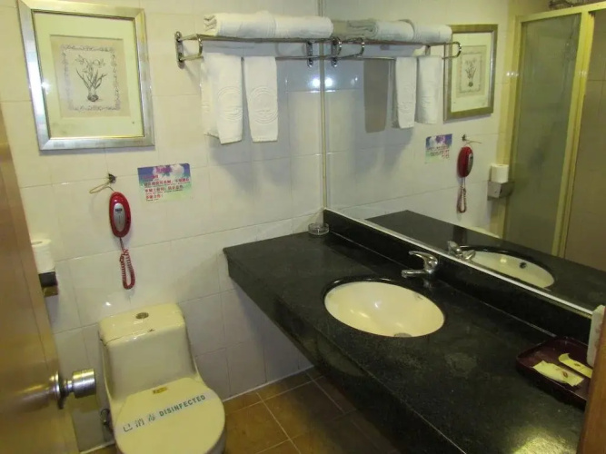 Canton Lucky Hotel