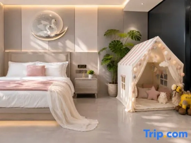 2 Bedrooms Family Tent