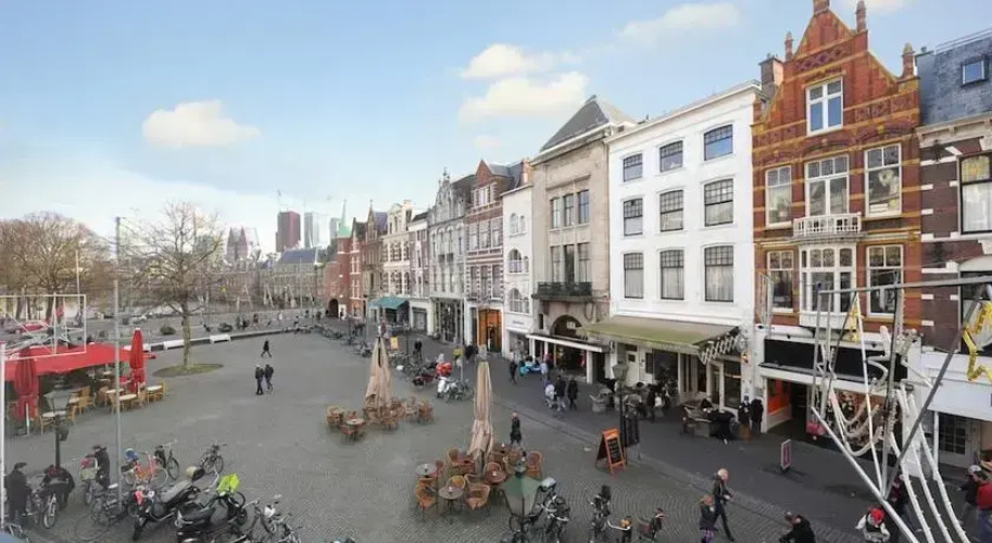Short Stay Plaats 16C