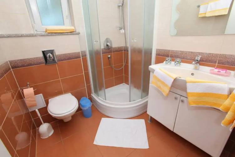 Apartments Jole - 70m from the sea
