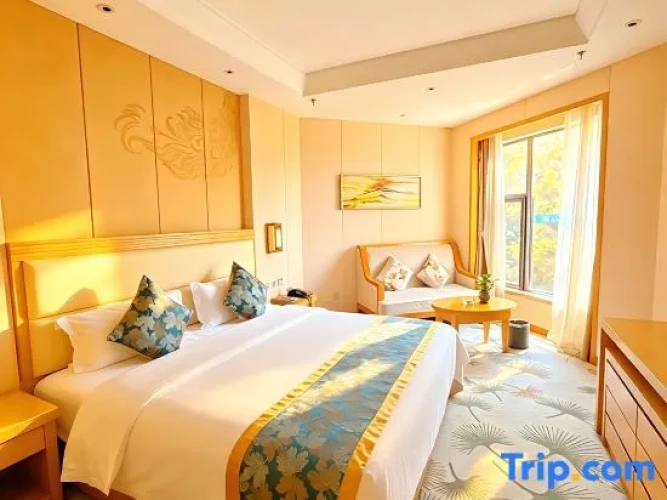 Standard Double room with lake view