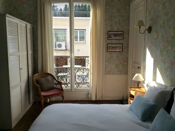 Chambres d'Hôtes Quartier Champs Elysées