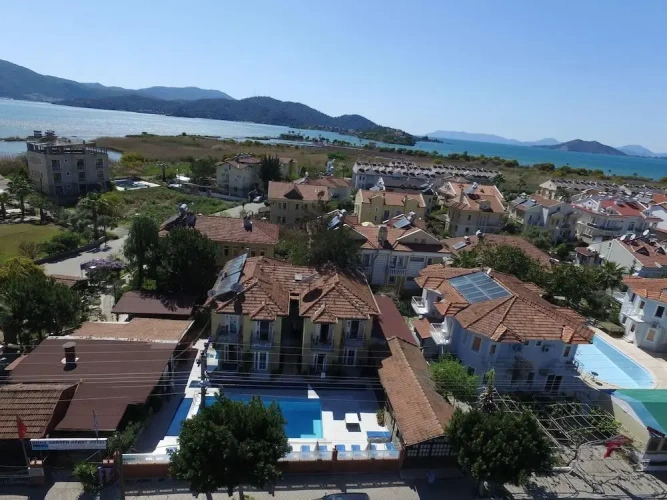 1 Bedroom Apartment with balcony and with view