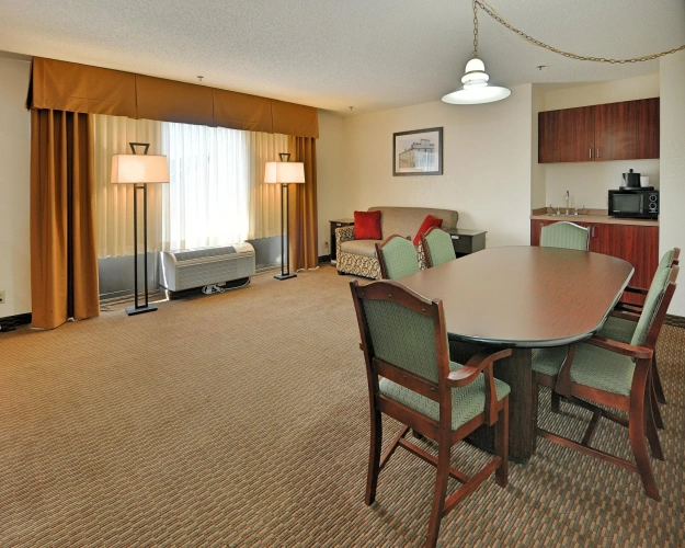 1 Bedroom Double Suite