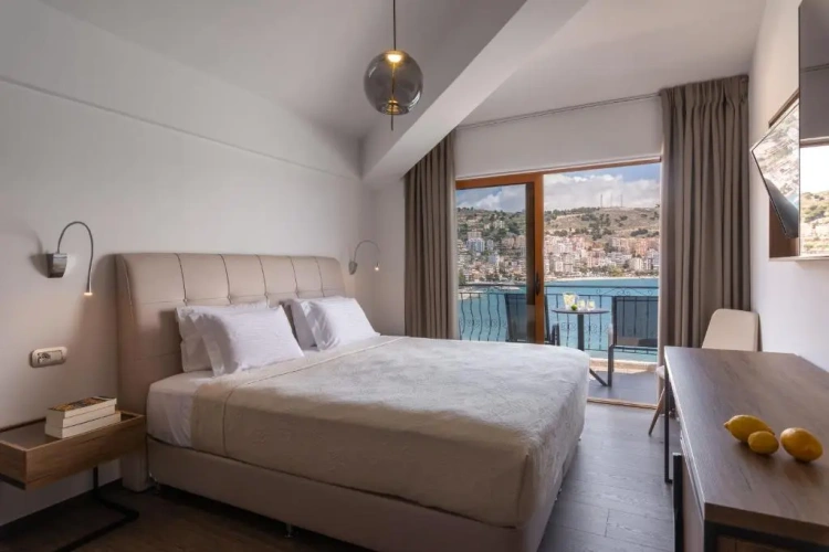 Deluxe Double room with sea view