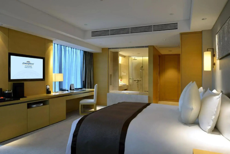 Howard Johnson IFC Plaza Ningbo