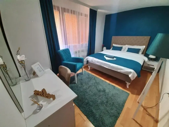 2 Bedrooms Apartment