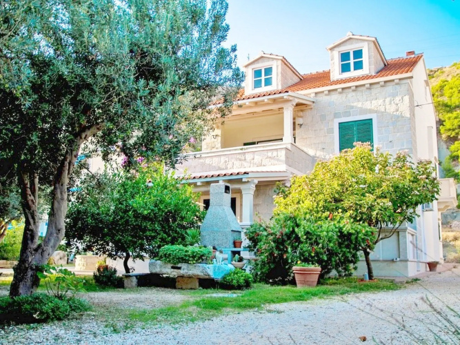 Apartments Iskra Duce