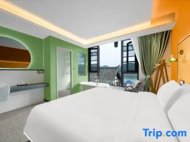 Luxury Double room with river view