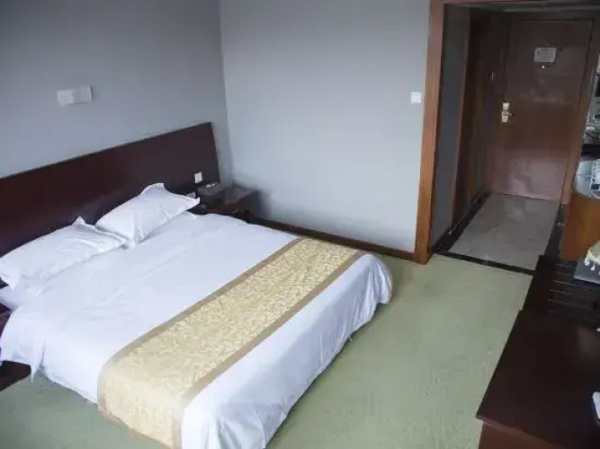 Zichen Hotel
