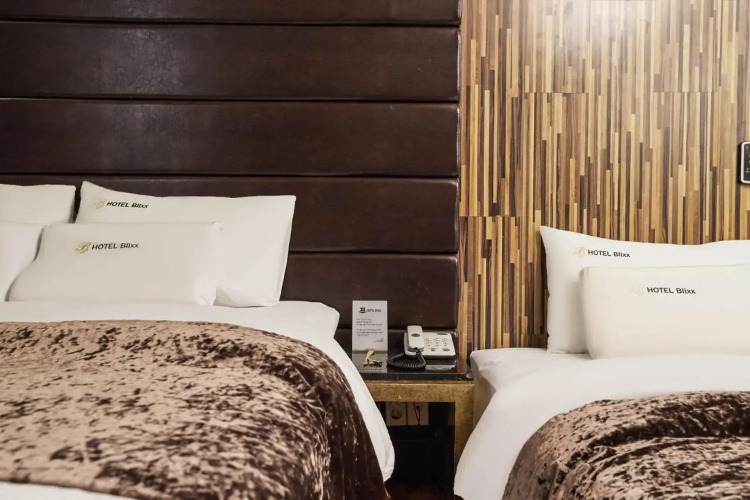 Blixx Hotel