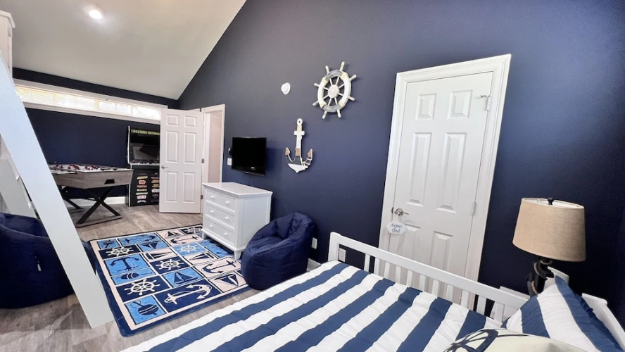72 Vantage Pointe