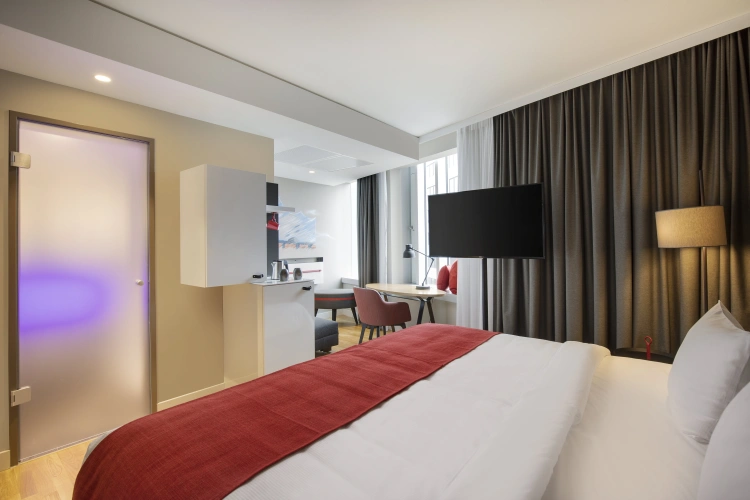 Guest rooms