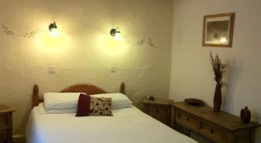 The George Hotel