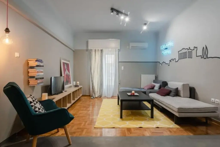 2 Bedrooms Apartment