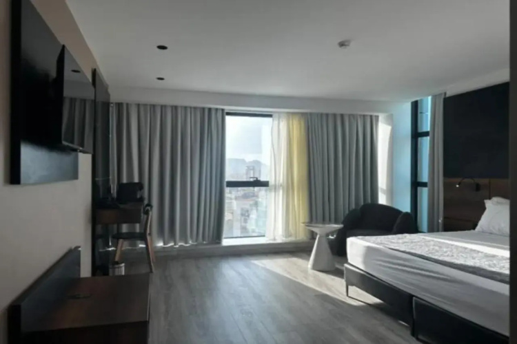 ONYX By Luna Hotel