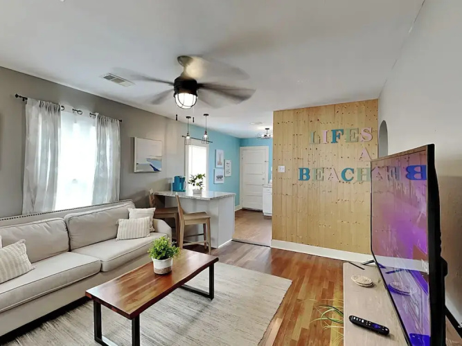 Sea Gem Topaz by Ryson Vacation Rentals