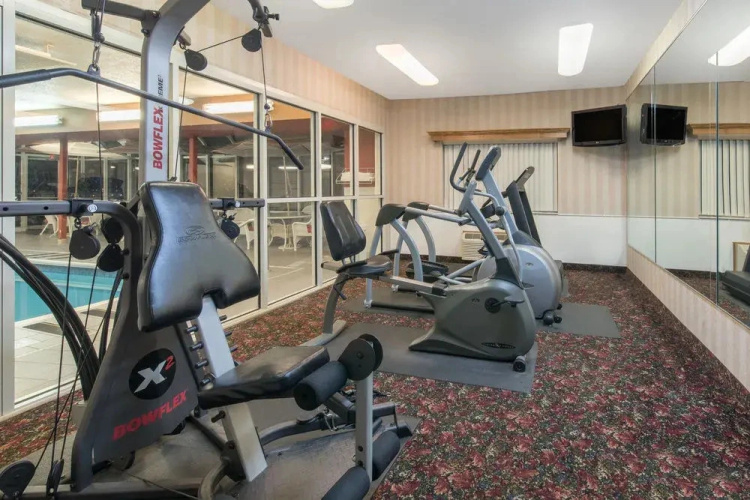 Ramada Limited Suites Bismarck