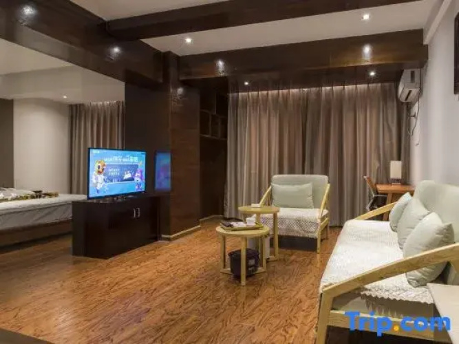 Yaju Hotel