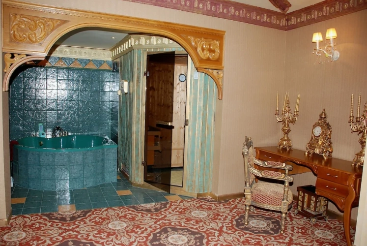 Presidential Suite