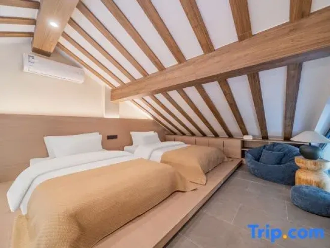 Standard Family Duplex room