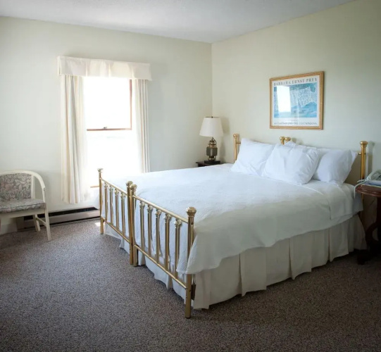 East Wind Inn on the Water