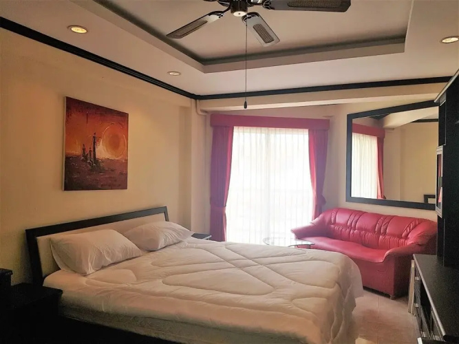 Jomtien Beach Sea View Studio