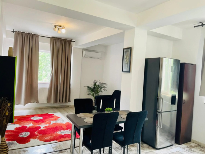Rena Apartment