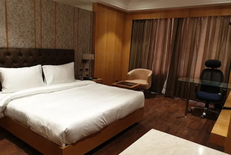 Hotel Shemron