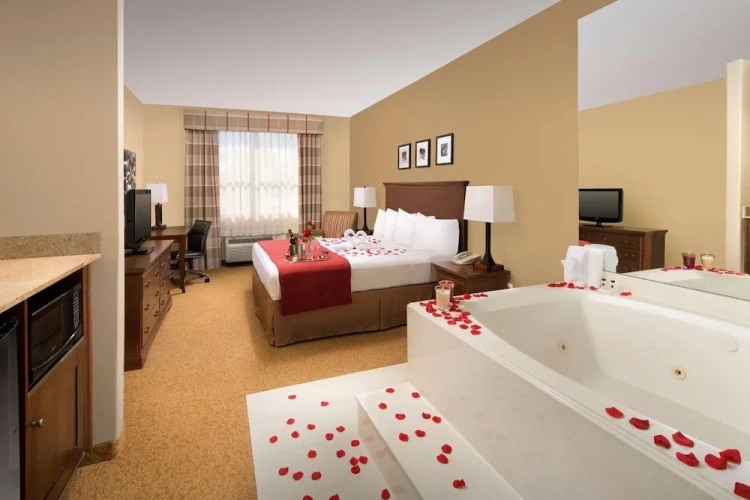 Jetted Tub Double Suite