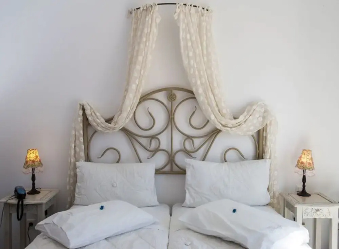 Nymfes Hotel