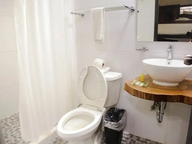 1 Bedroom Economy Triple room