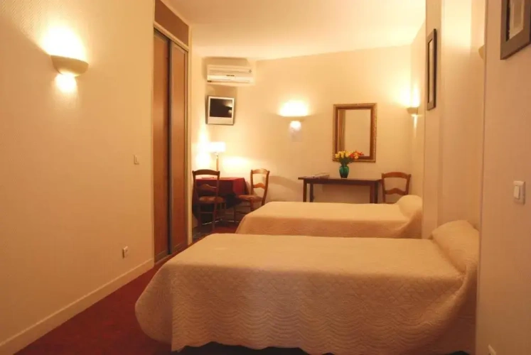 Classic Triple room