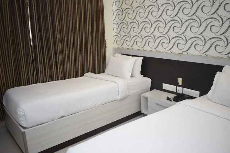 Hotel Aksharadha
