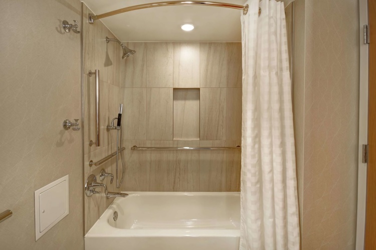 Embassy Suites by Hilton Raleigh Durham Research Triangle photo 11