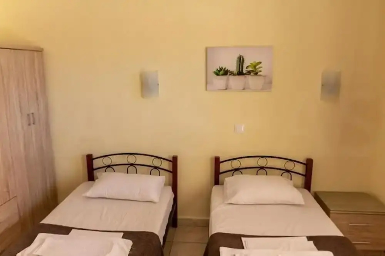 Nordstrom - Hostel