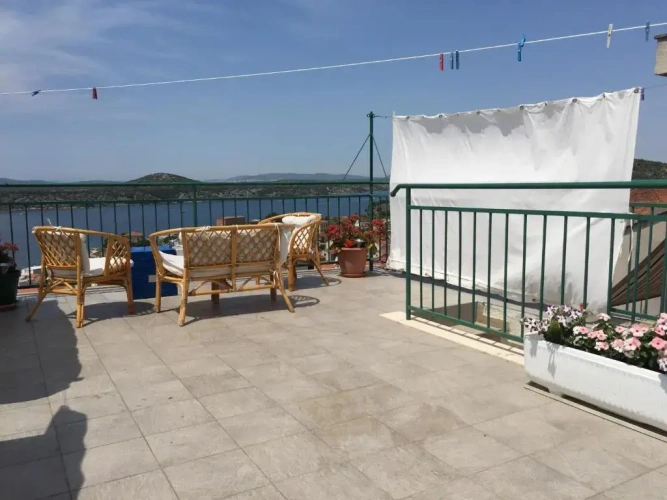 Standard Double room with view