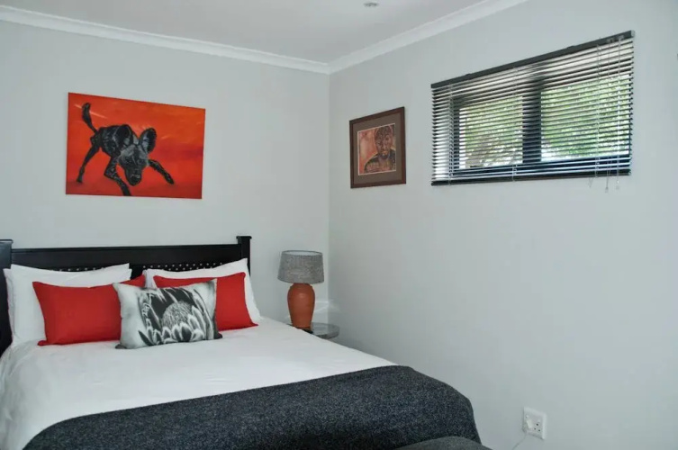 Somersby Guest House