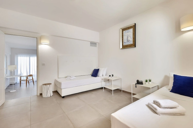 Plunge Pool Family Suite