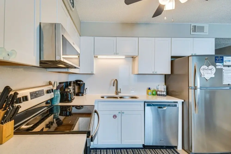 2 Bedrooms Apartment