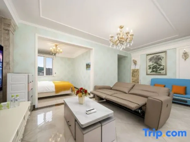 1 Bedroom Standard Twin room with view