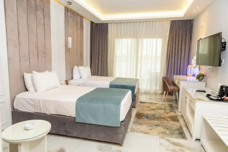 Nile Club Maadi Hotel