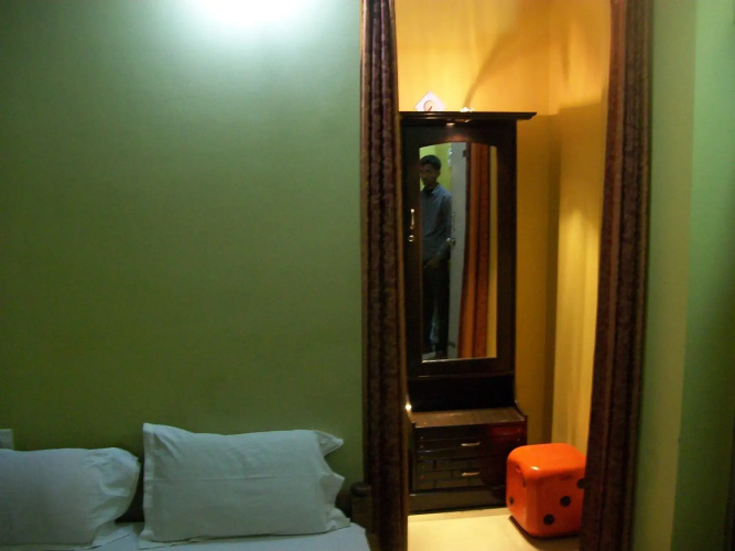 Hotel Viraat Inn
