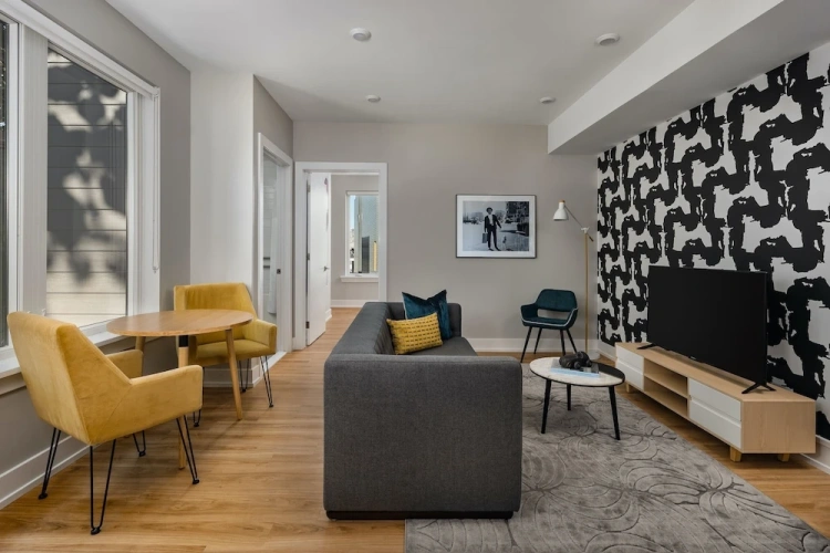 1 Bedroom Apartment